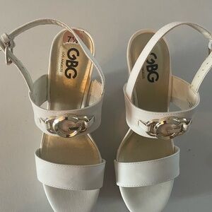 GBG Los Angeles White Sandals with Gold Accent